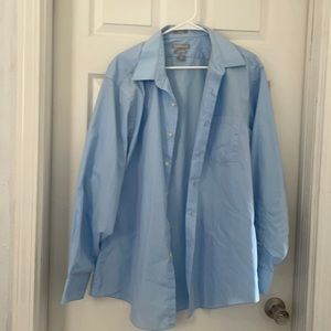 Van Heusen Men’s Fitted Button Down